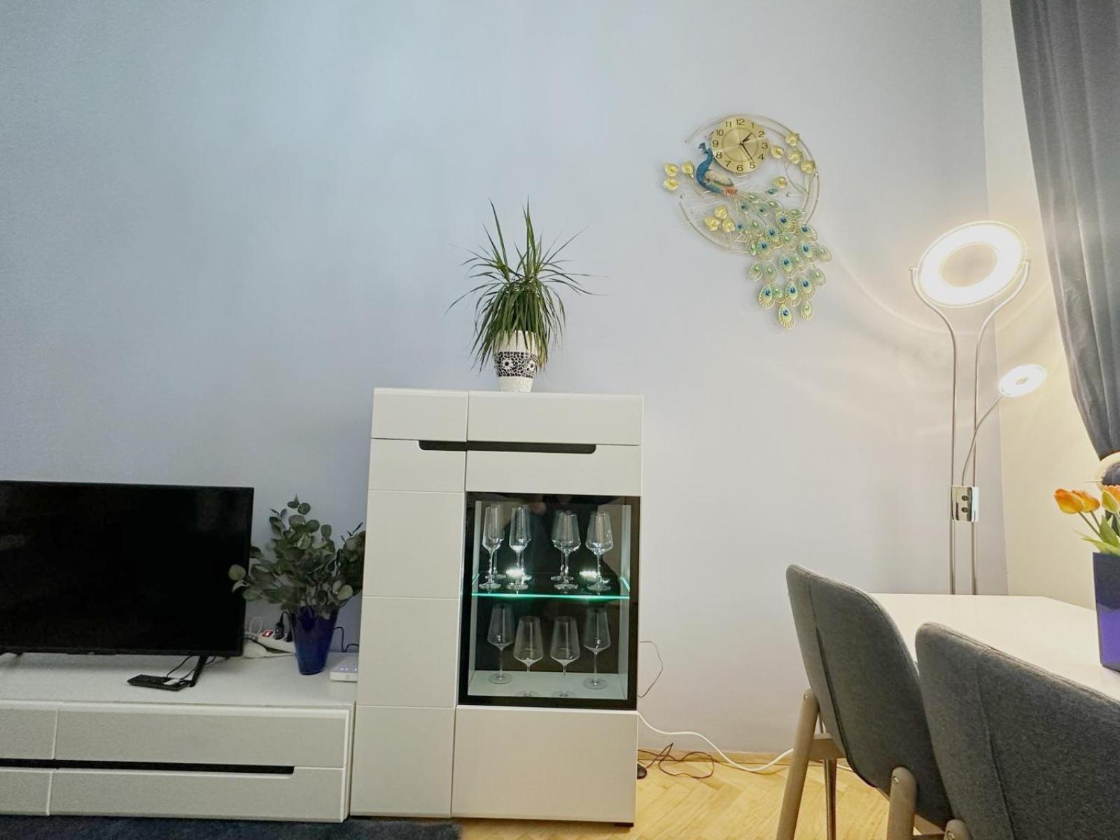 וינה Smarald Apartment מראה חיצוני תמונה